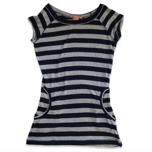 Hiatus - Girl's Shirt Size M